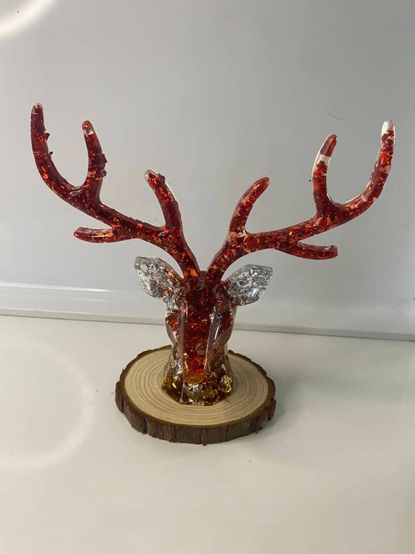Tête de cerfs porte bijoux
