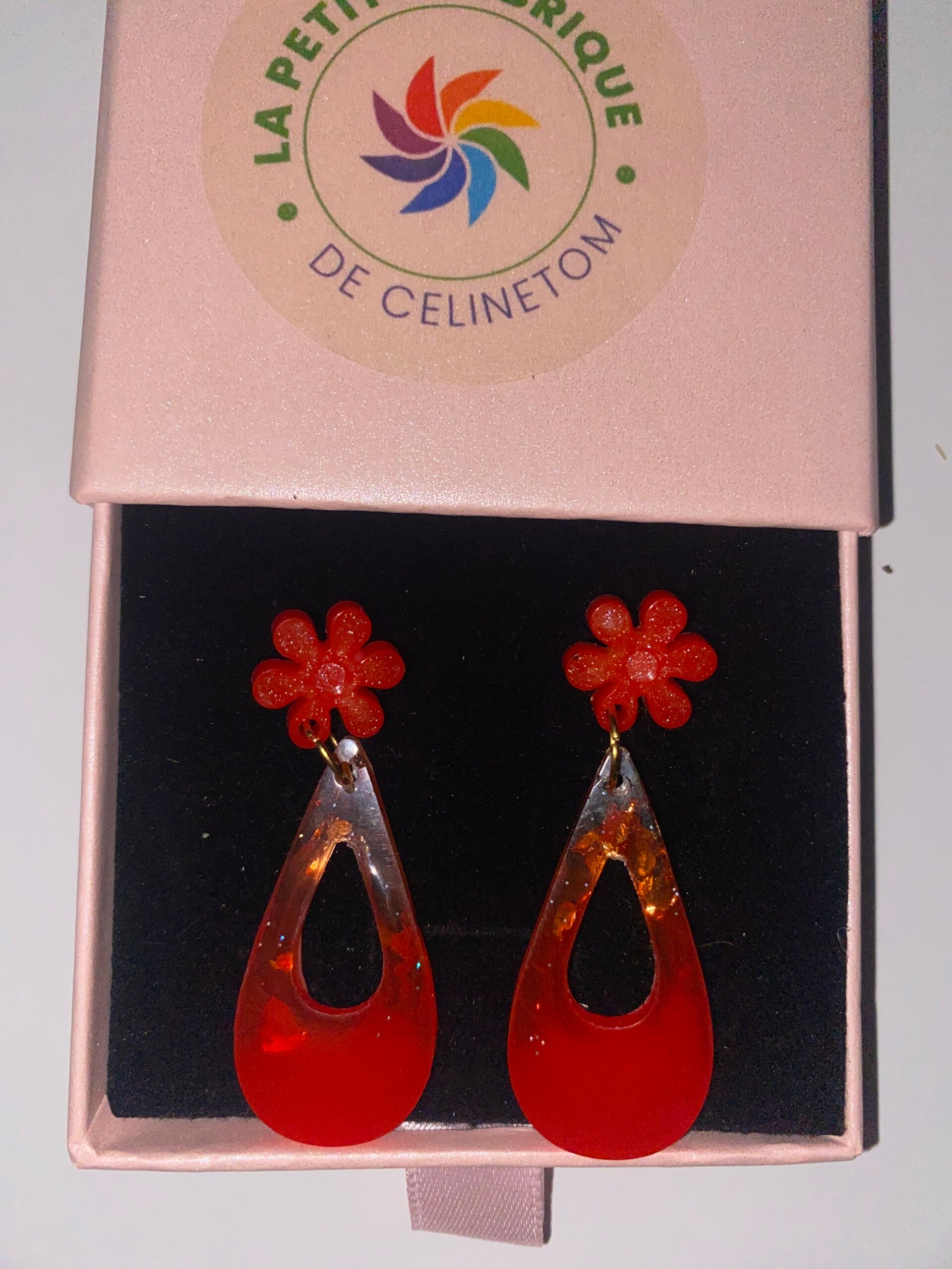 Boucles d’oreilles paillettes rouge