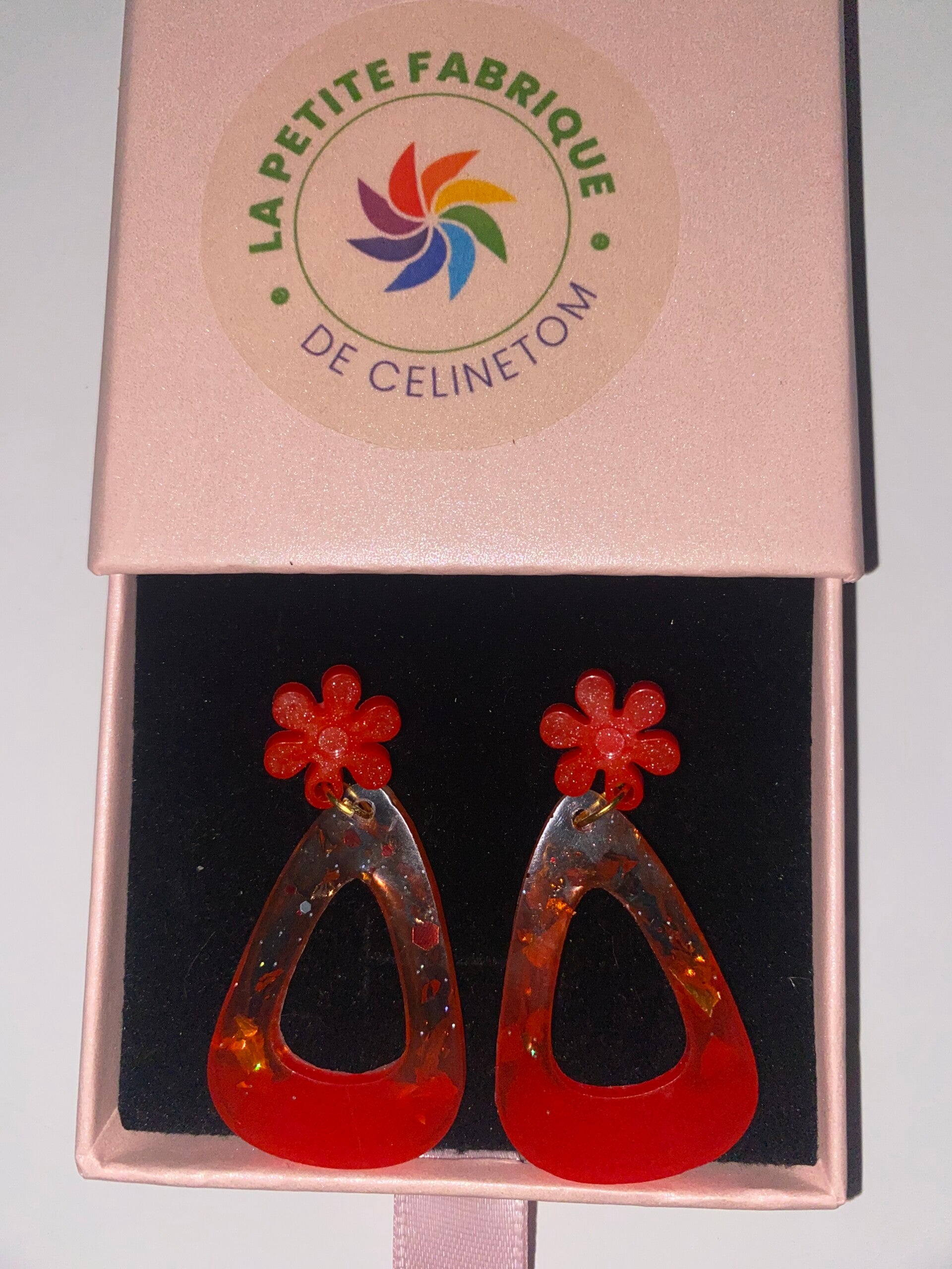 Boucles d’oreilles paillettes rouge