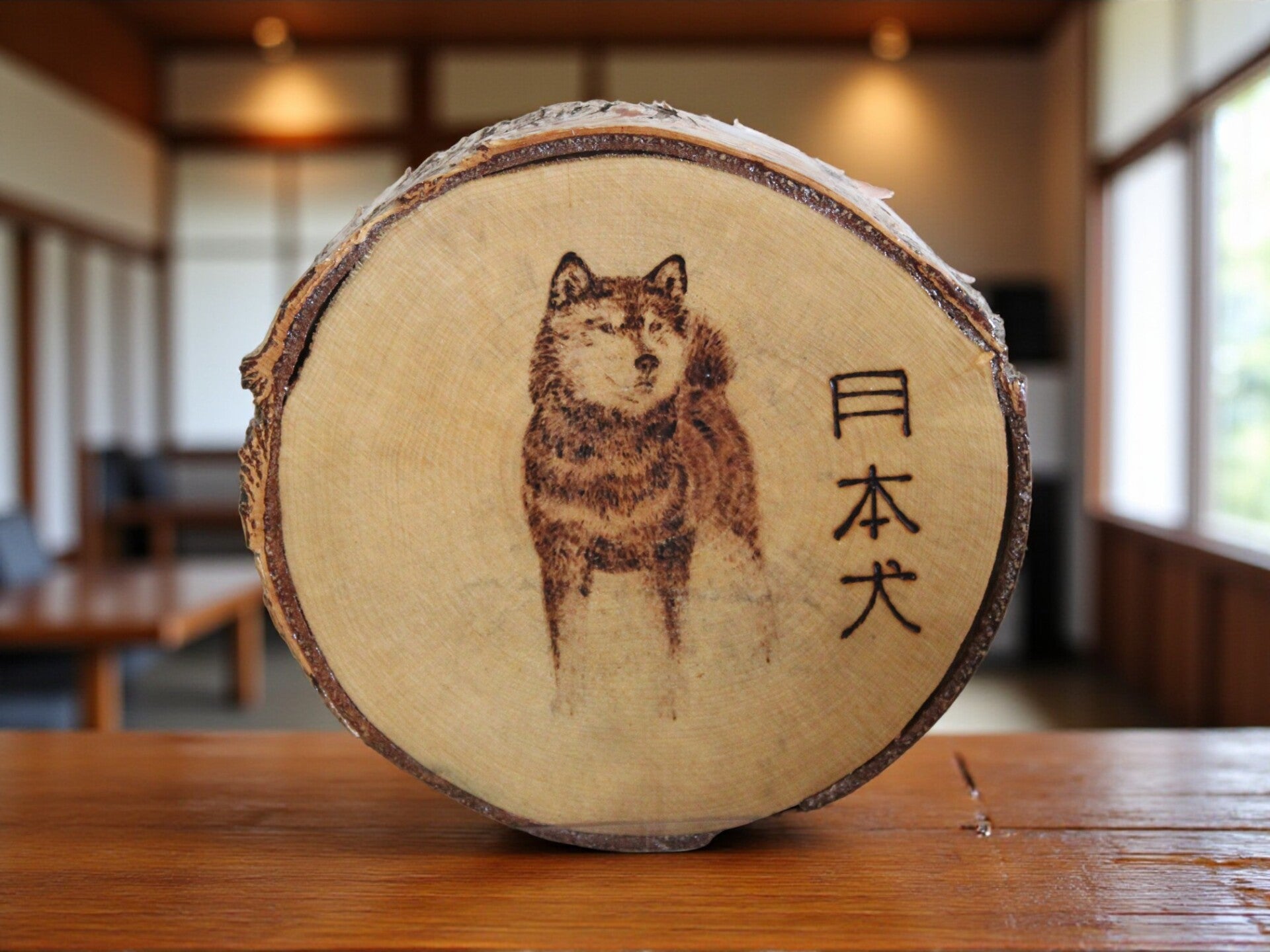 Houten decoratie Shiba Inu 17cm