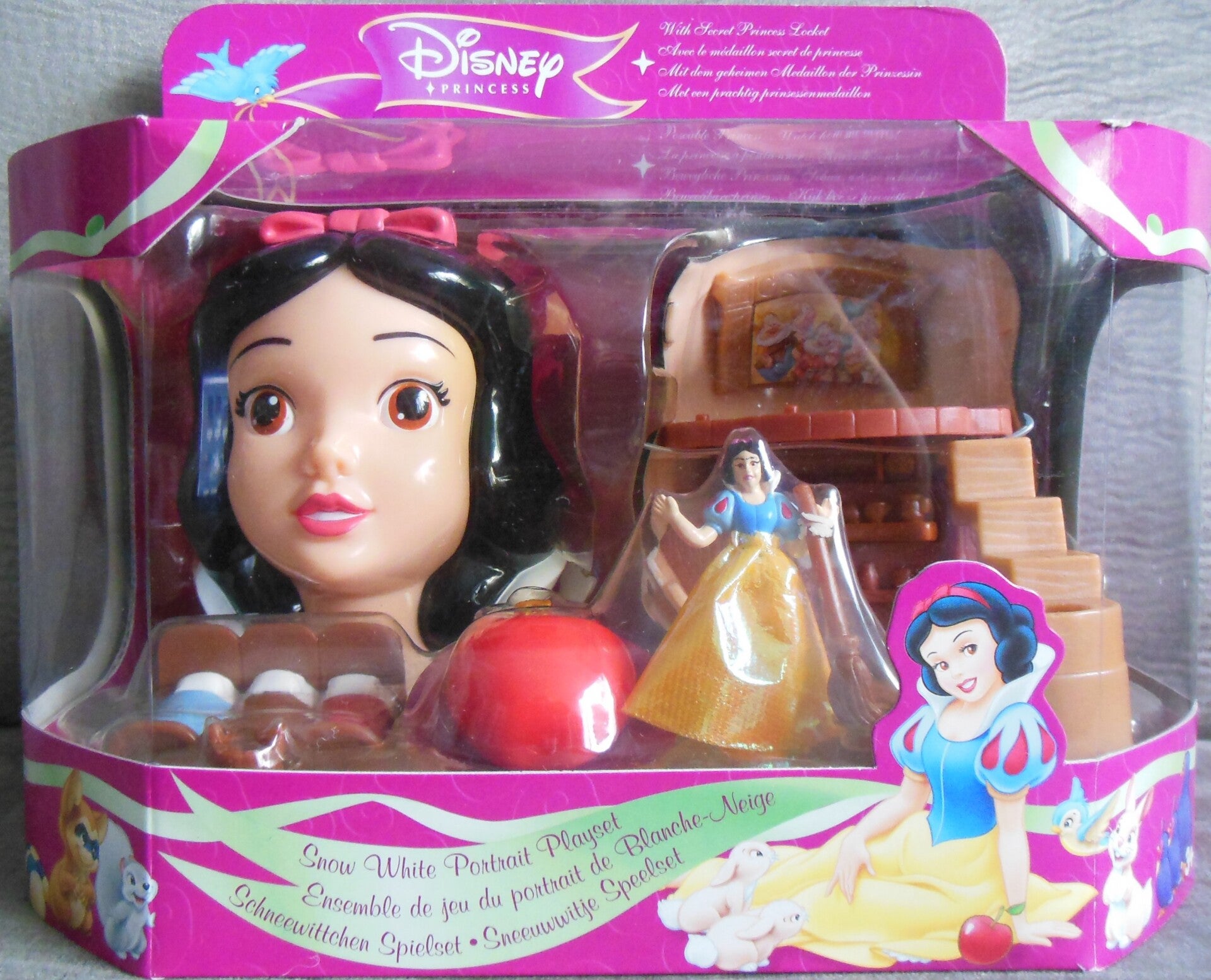Snow White Potrait Playset Mini Collection Polly Pocket