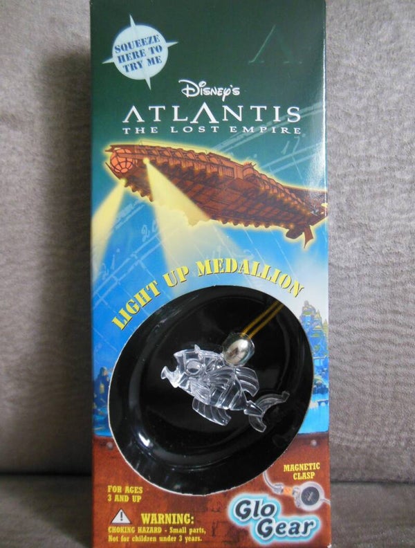 Atlantis Light-Up Medallion Ketak