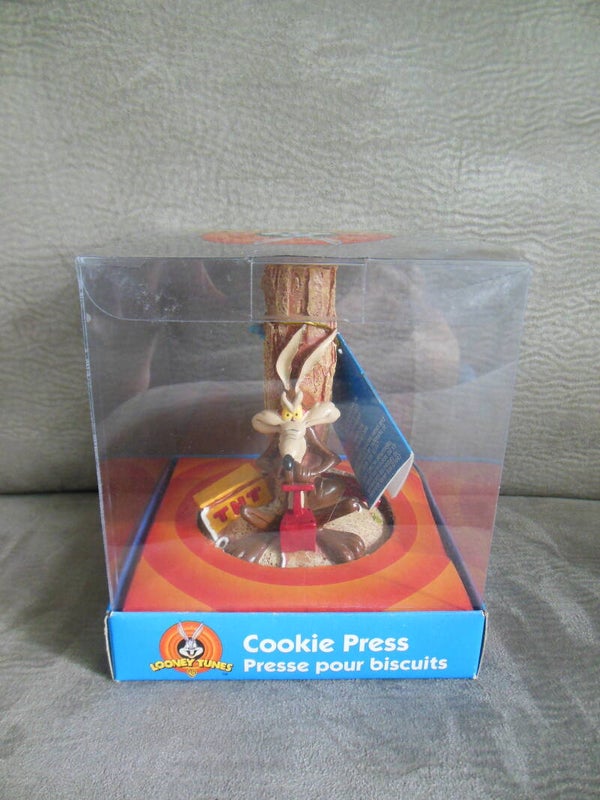 Looney Tunes Cookie Press Road Runner & Wile E. Coyote
