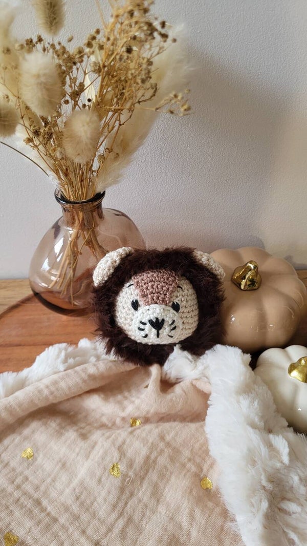 Gaspard, Mon doudou lion crinière foncé