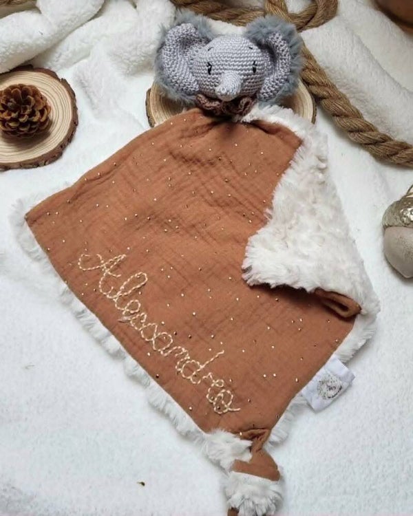 Paolo, mon doudou Éléphant tissus camel pois doré