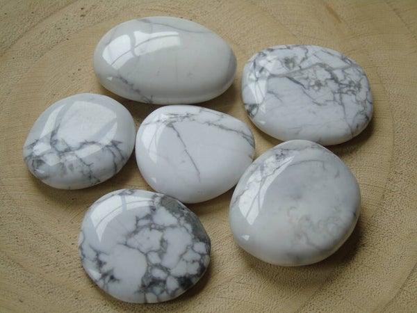 Howlite