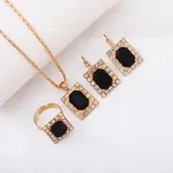 Parure carré avec strass