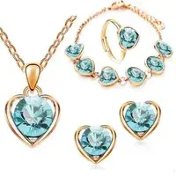 Parure en coeur avec diamant bleu