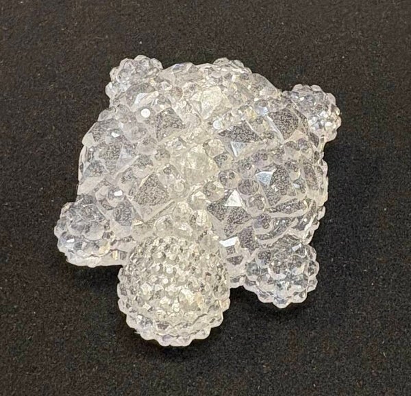 Crystal Effect Turtle Hair Clip – A Charming Touch of Elegance