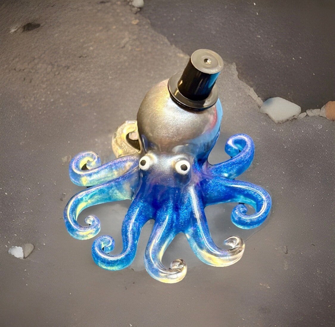 Fun Resin Octopus Ornament – Nautical Charm with a Touch of Whimsy