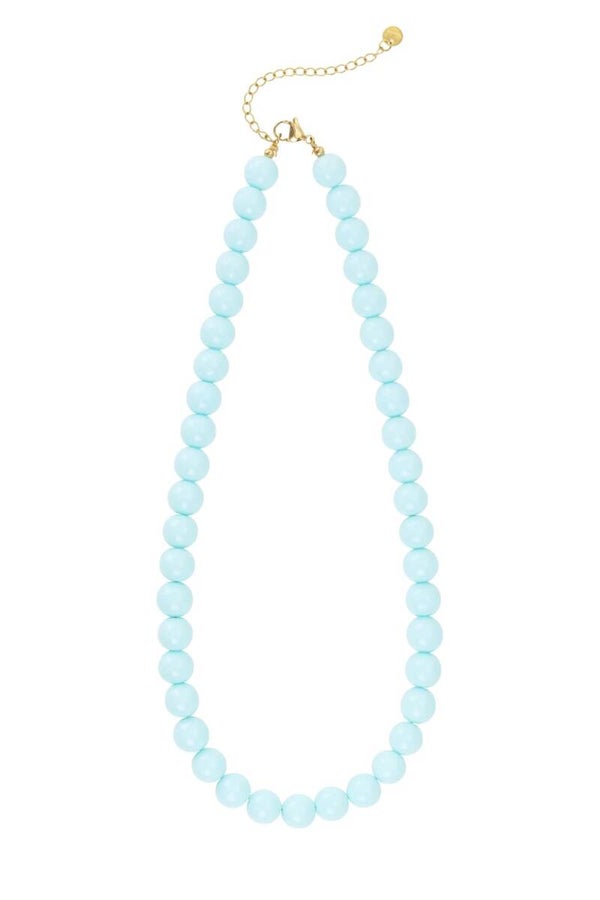 Ketting met medium kralen lichtblauw
