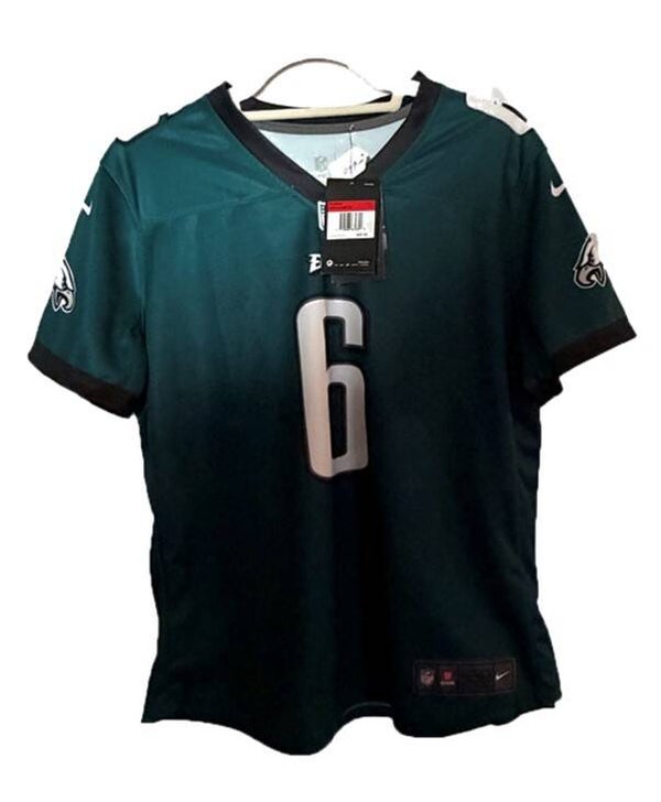Women’s Eagles #6 Devonte Smith Jersey NWT.