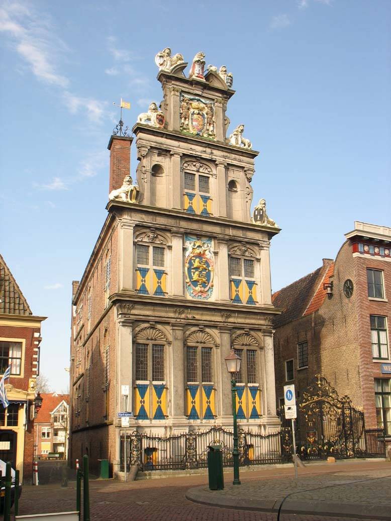 rode steen hoorn museum 