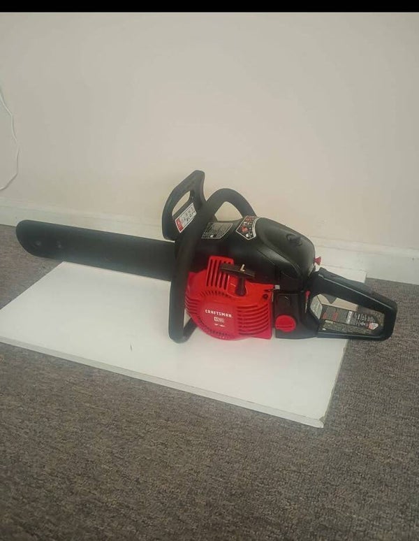Craftsman 20 inch s205 46cc 2-cycle 20-in Gas Chainsaw