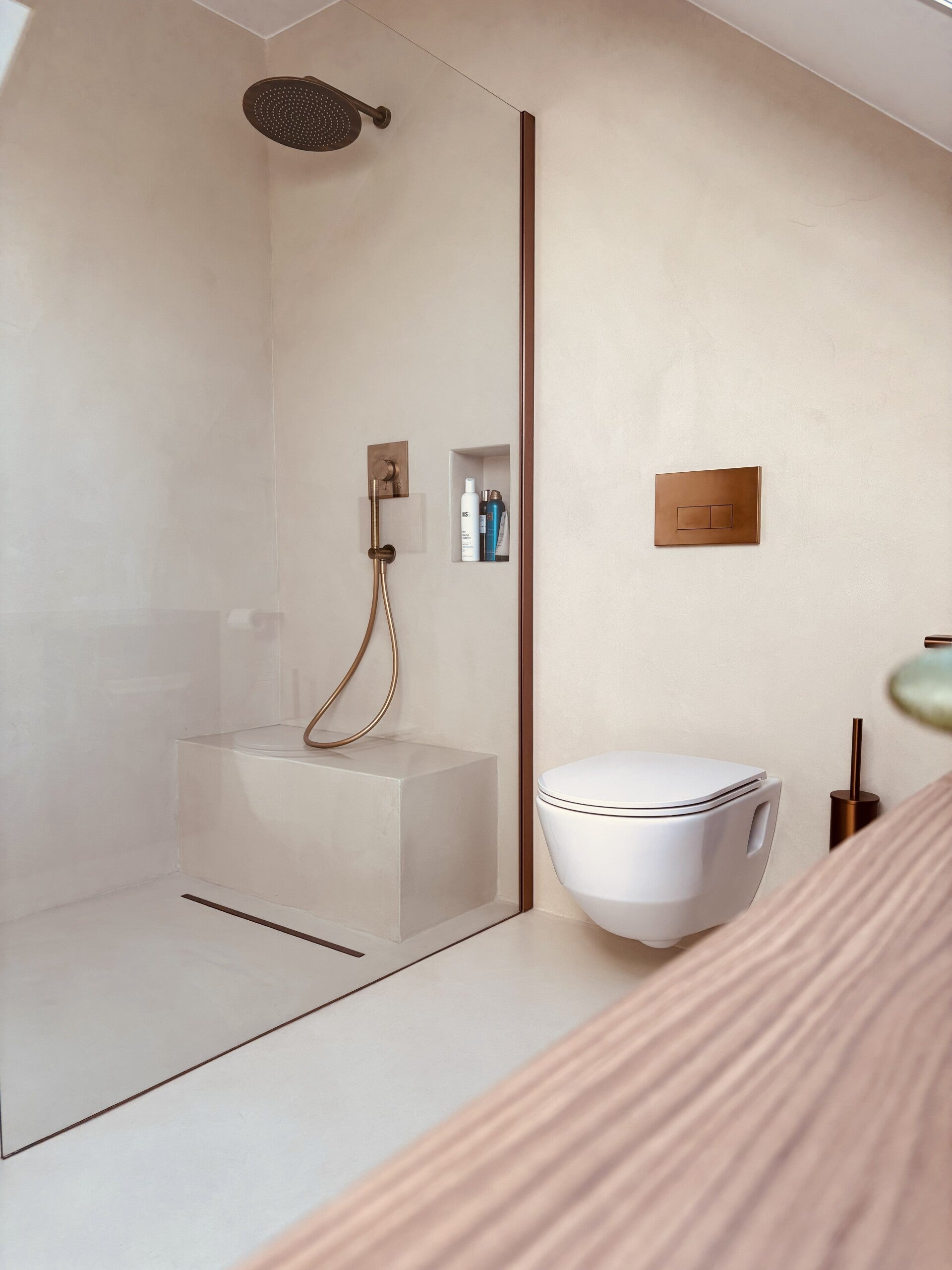 douche-in-microcement