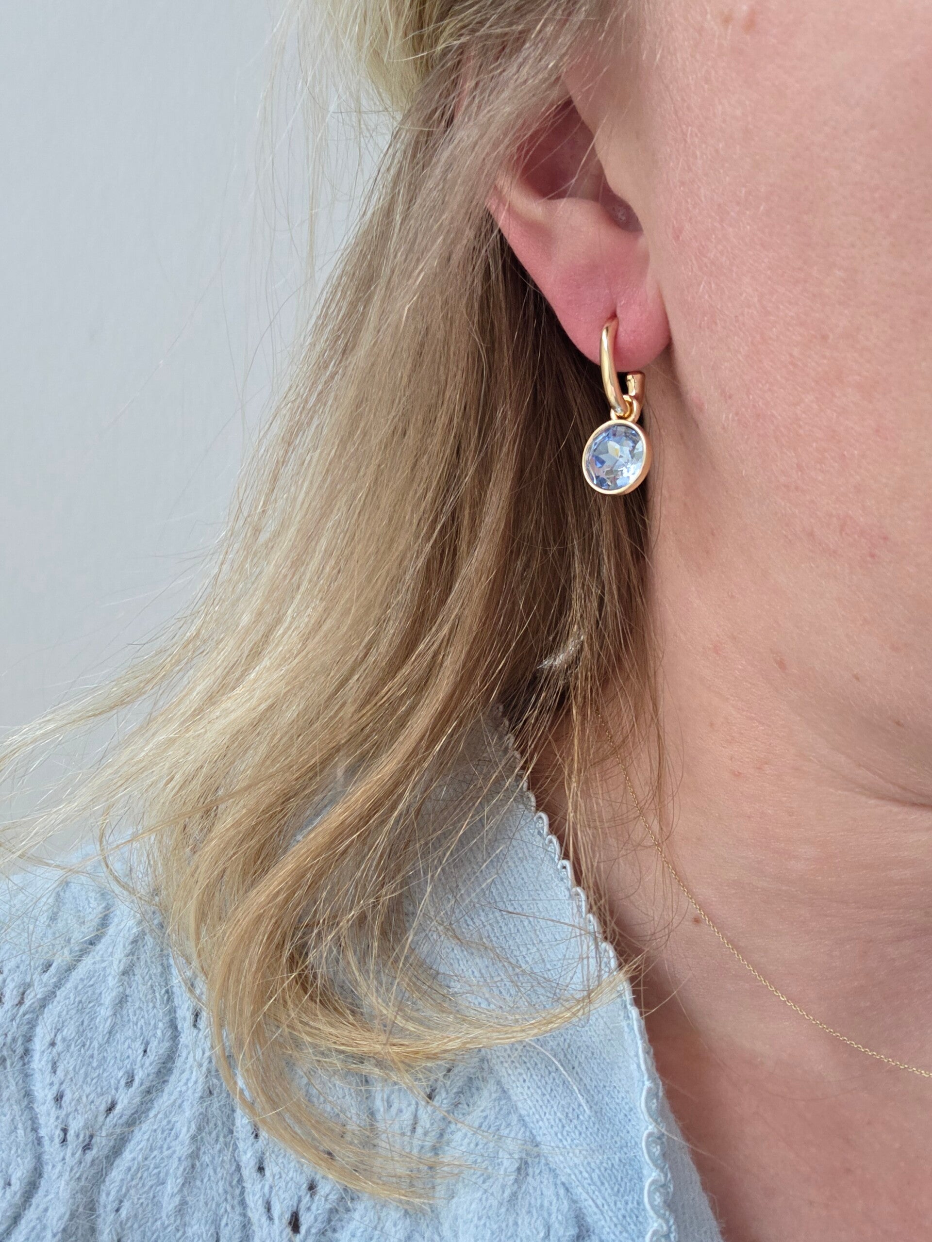 Oorbellen lichtblauw