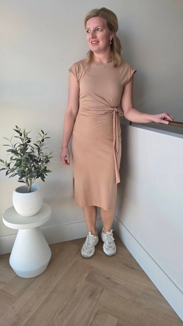 Jurk met strik camel