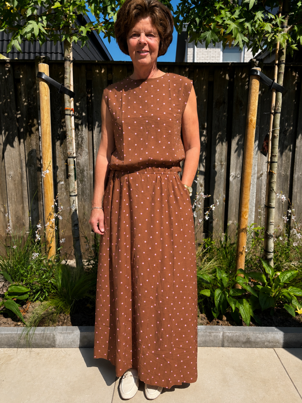 Rok | dot bruin