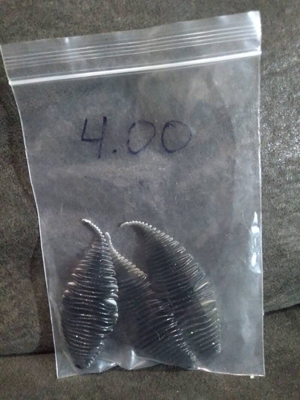 3 inch bellow gills