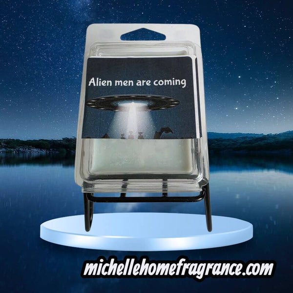 Alien Men Are Coming – Luxe Geurmelts 👽🖤