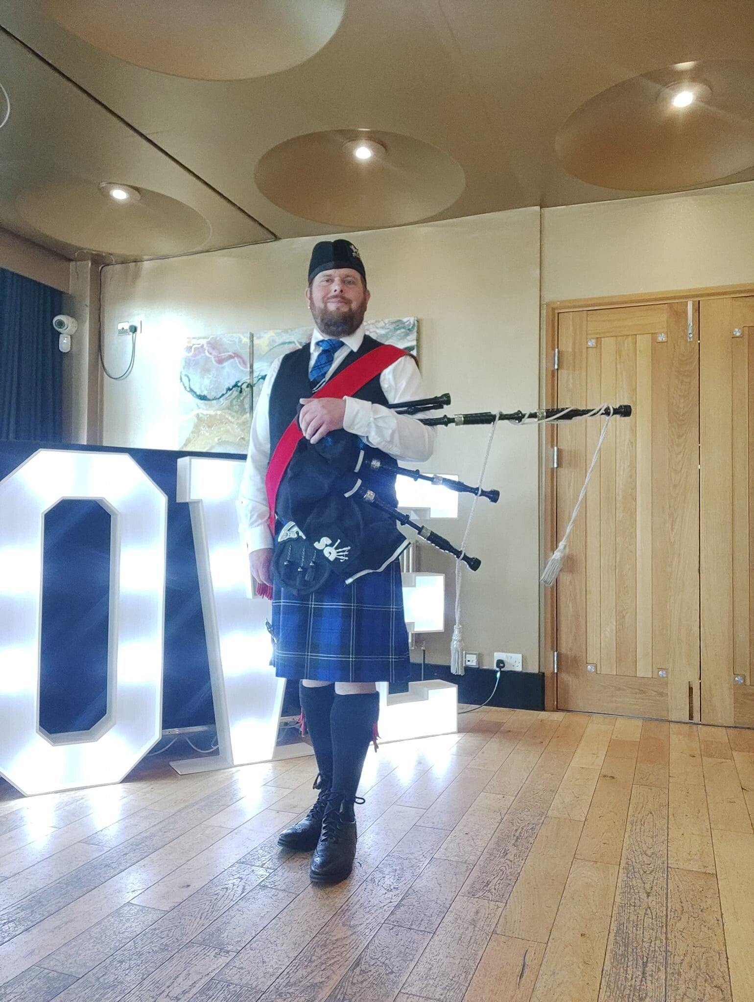 herefordweddingbagpiper-standard.jpg