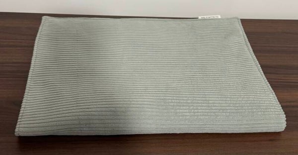 Tapis détente menthe et blanc