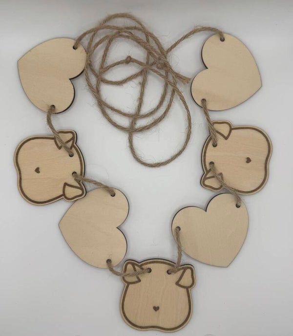 Guirlande cochon d’Inde en bois clair