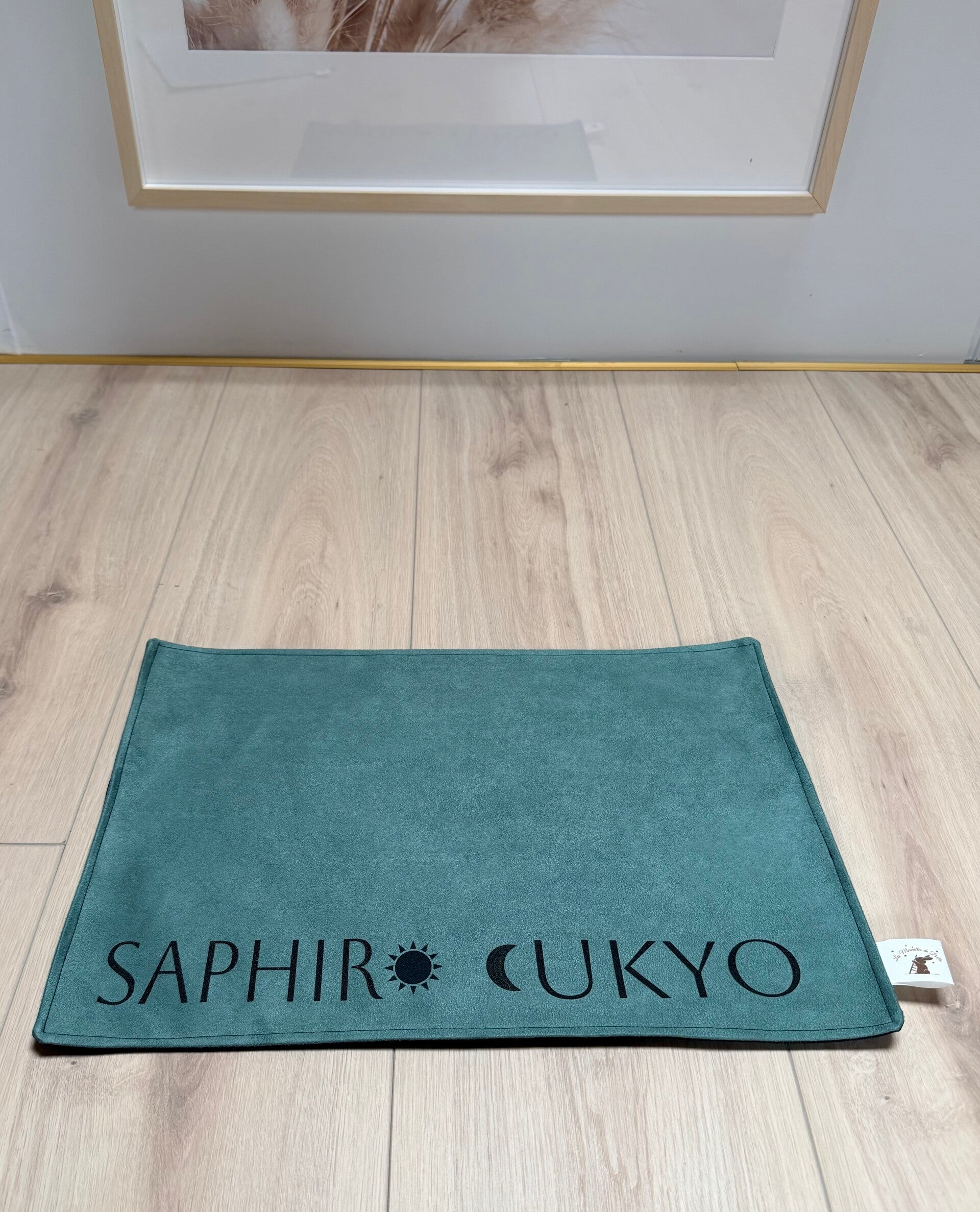 Petit tapis de repas gravé
