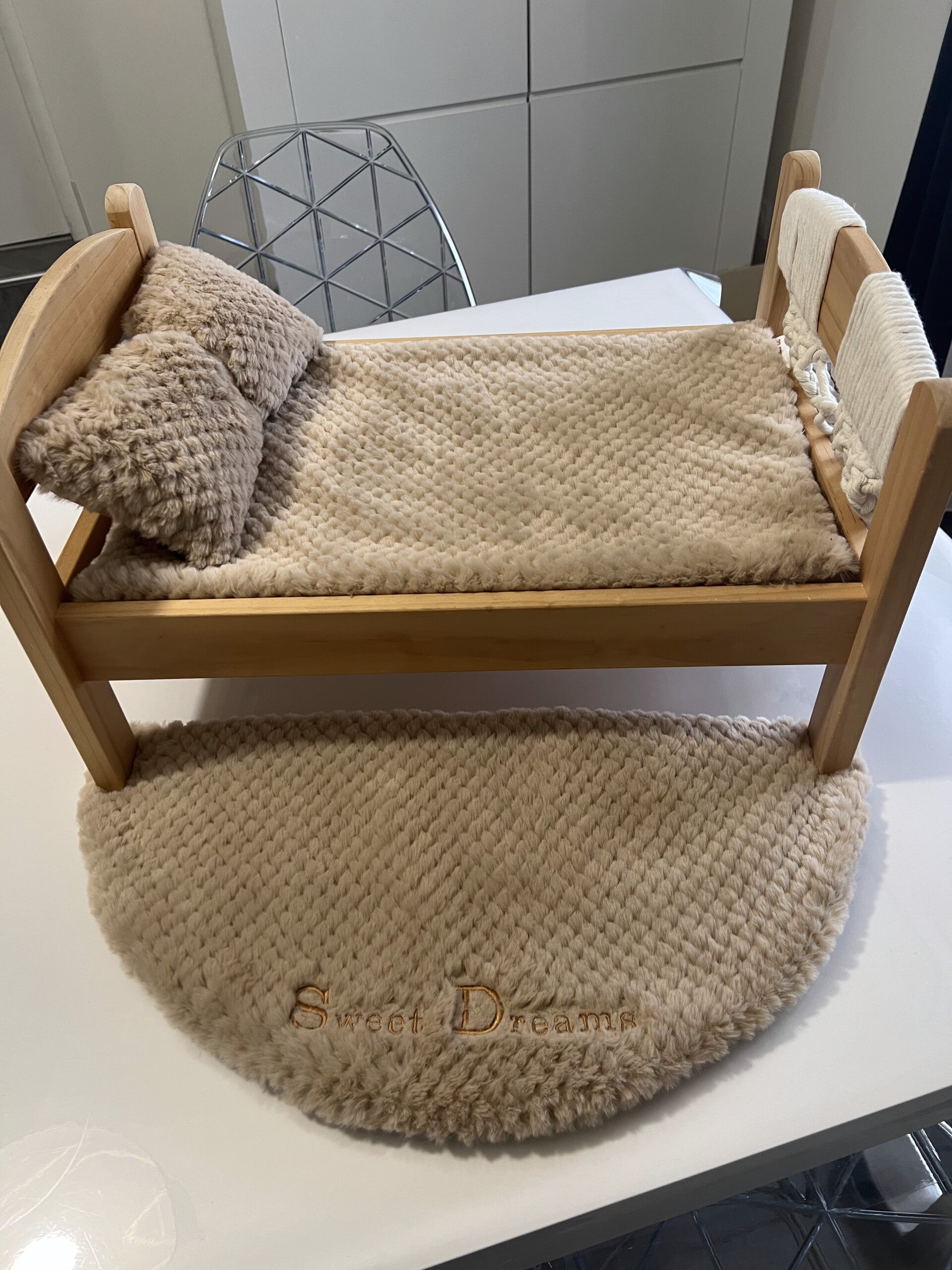 Descente de lit ikéa