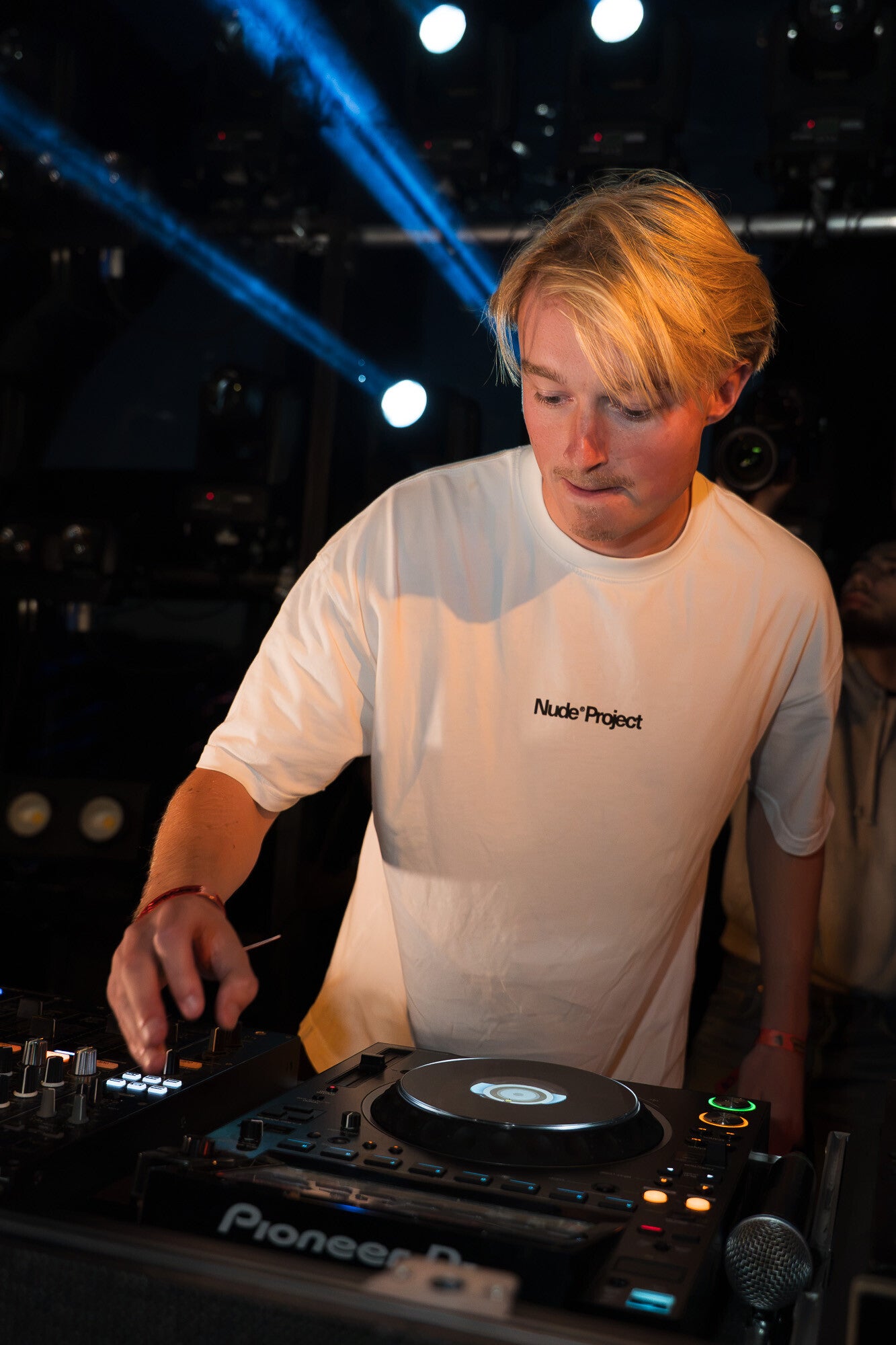 dsc09709-standard.jpg