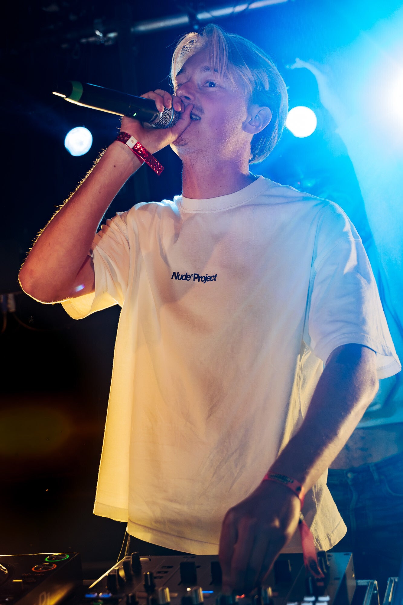 dsc09723-standard.jpg