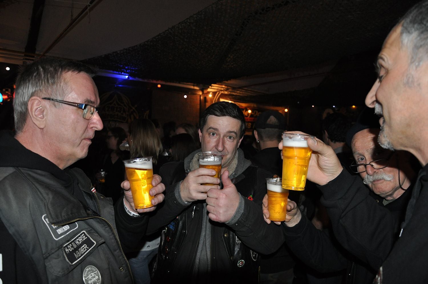 2016WinterpartyPeerMol047.jpg