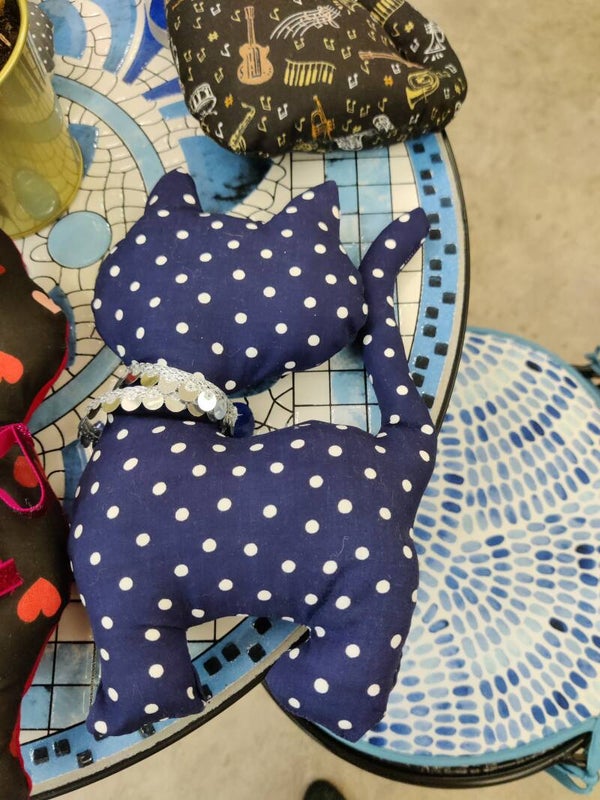 chat a pois collier star