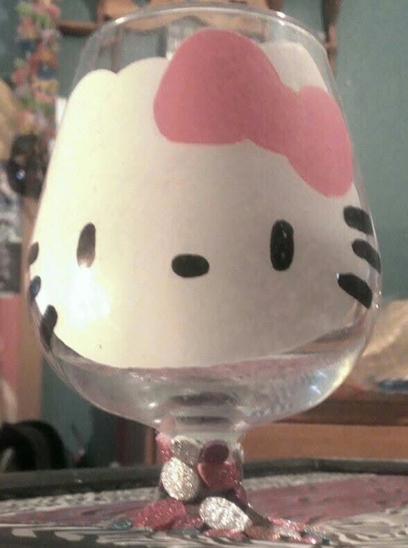 hellokittyglass-standard.jpg