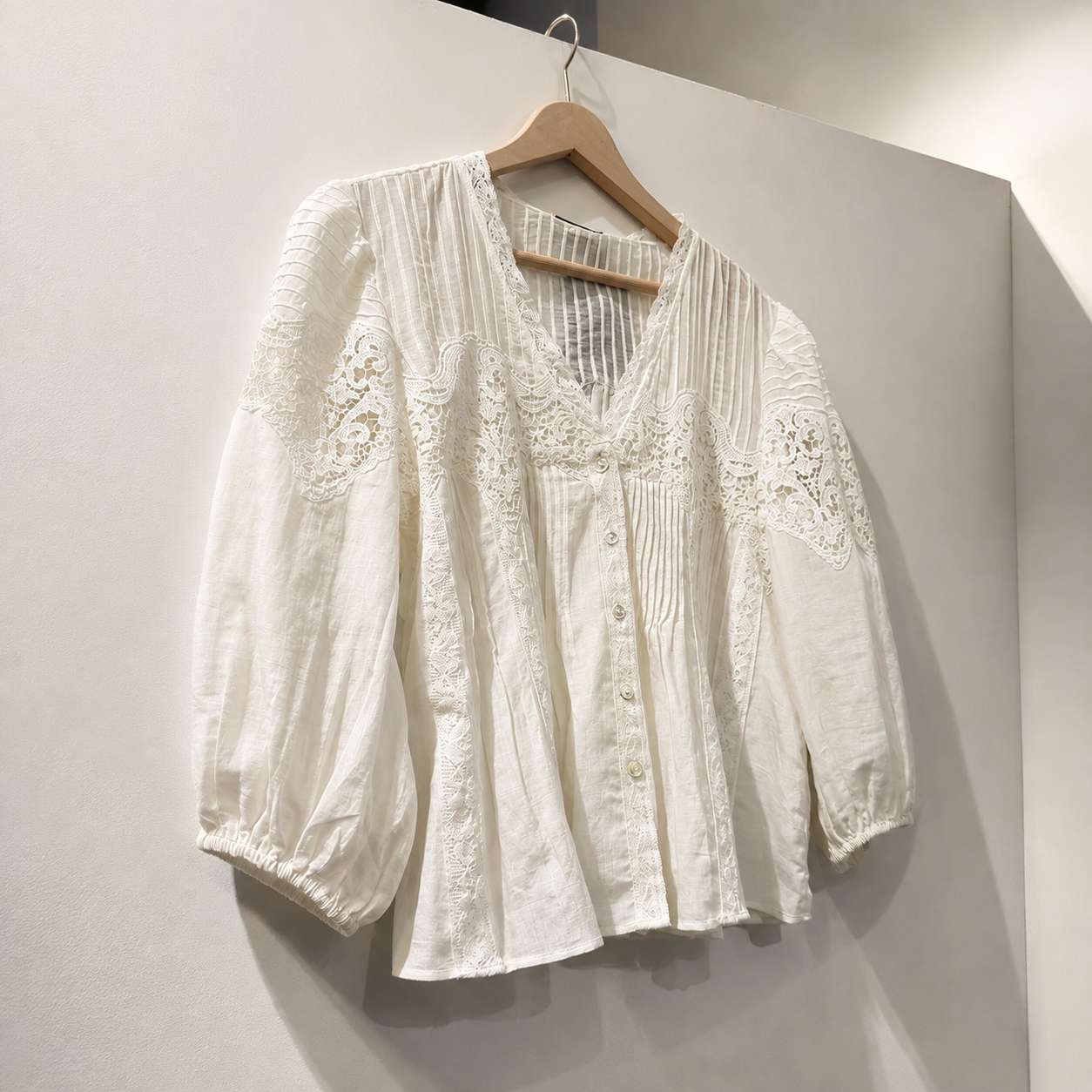 Blusa romántica blanca TwinSet Milano