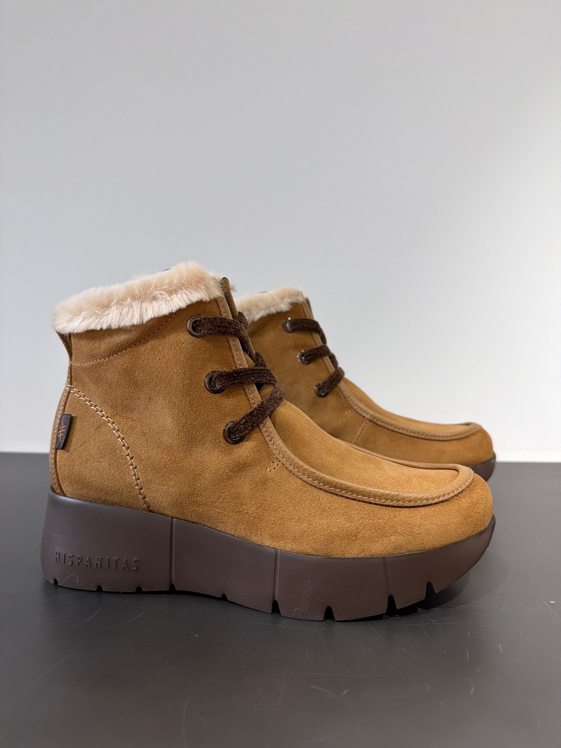 Botín cordones Hispanitas