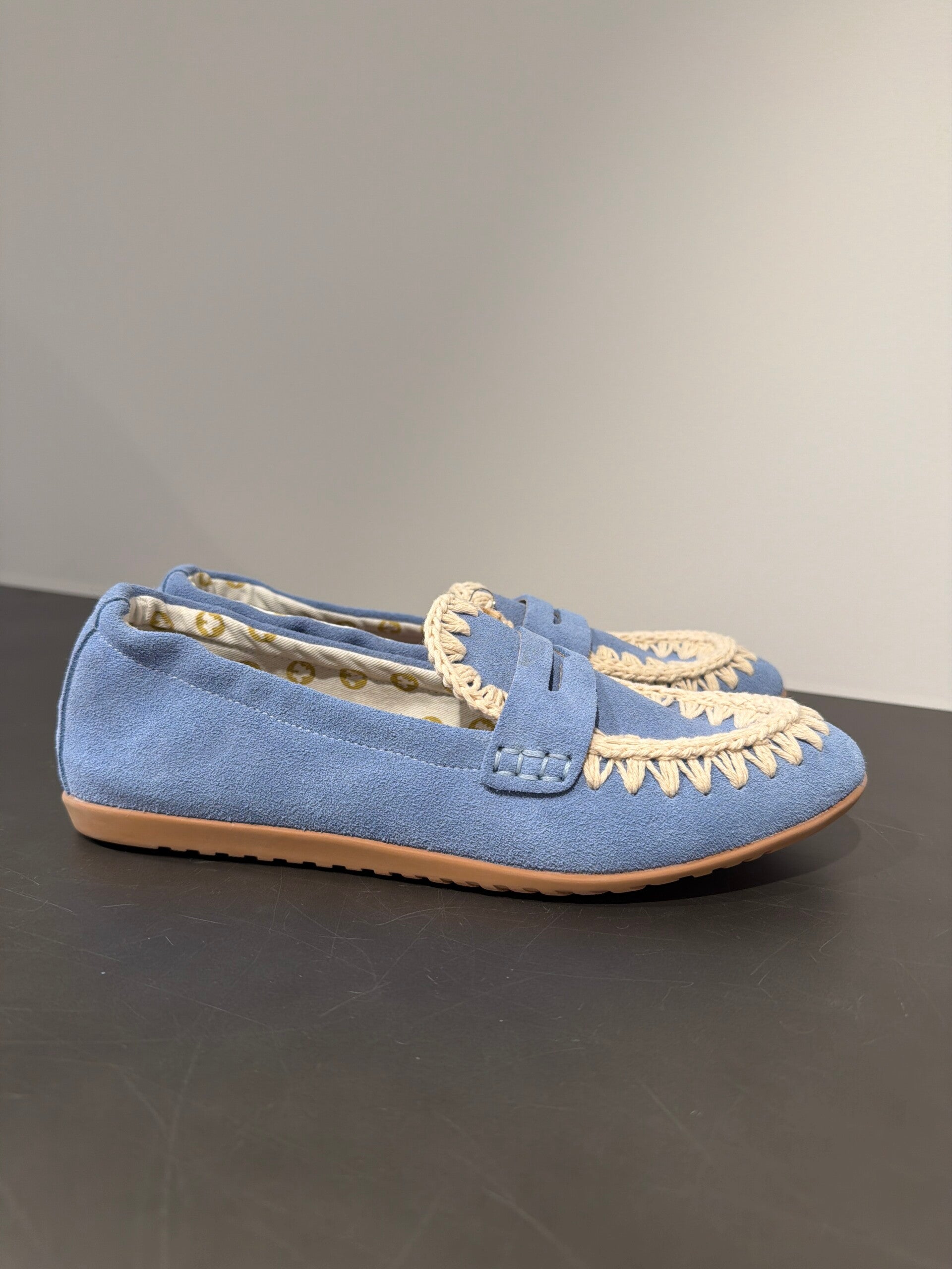Mocasín azul Mou
