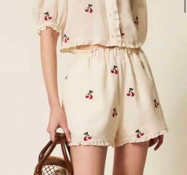 Short de ramio bordados cerezas TwinSet Milano