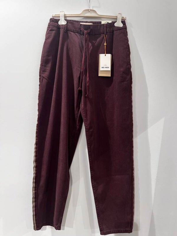 Pantalón vino MosMosh