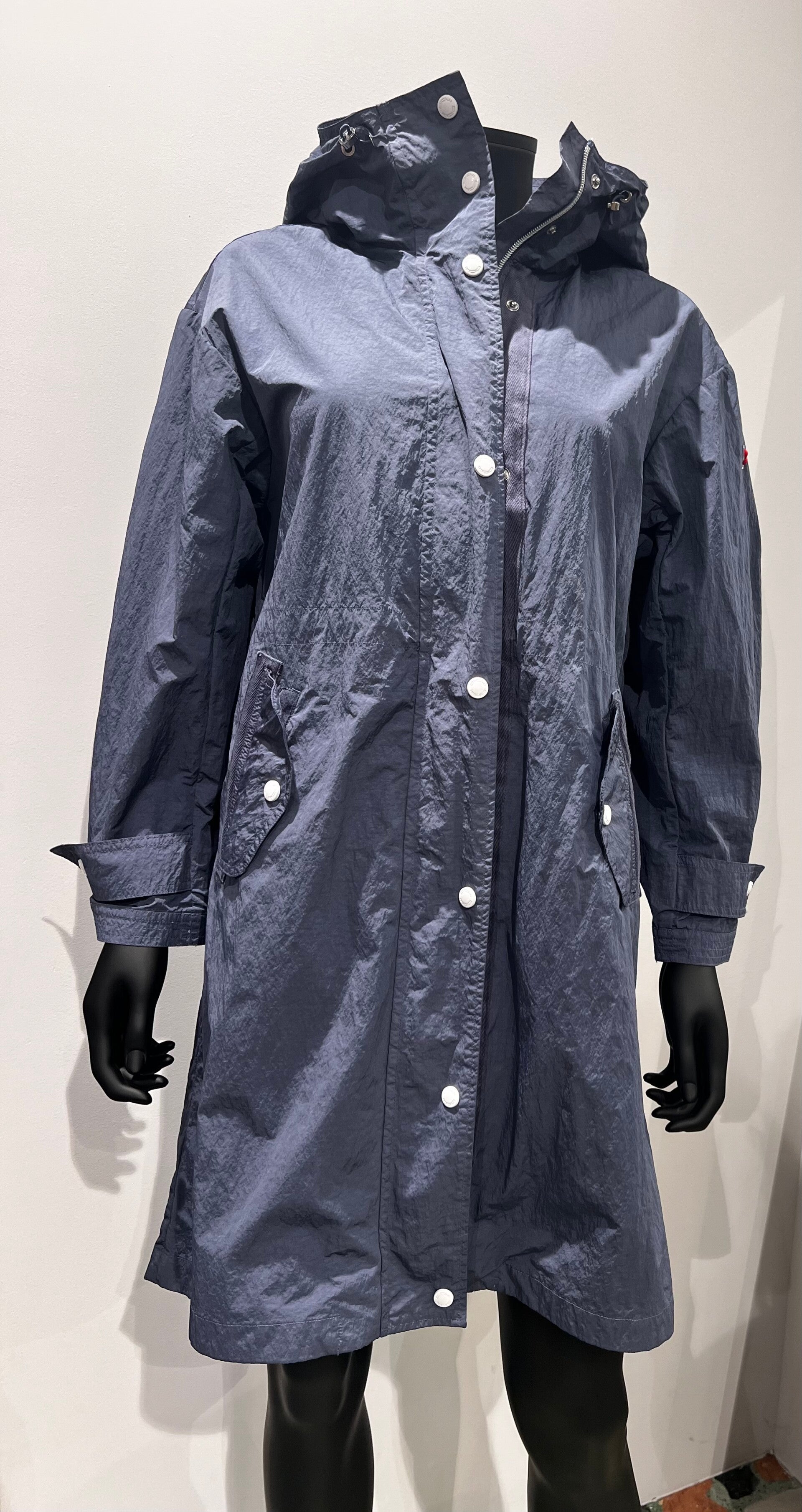 Parka ligera Aiko azul Dichi