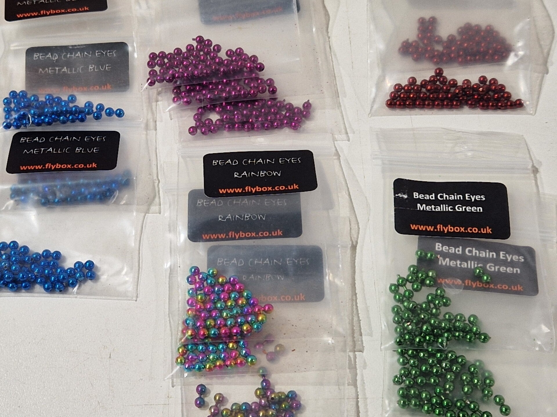 Metallic Bead chain eyes from flybox