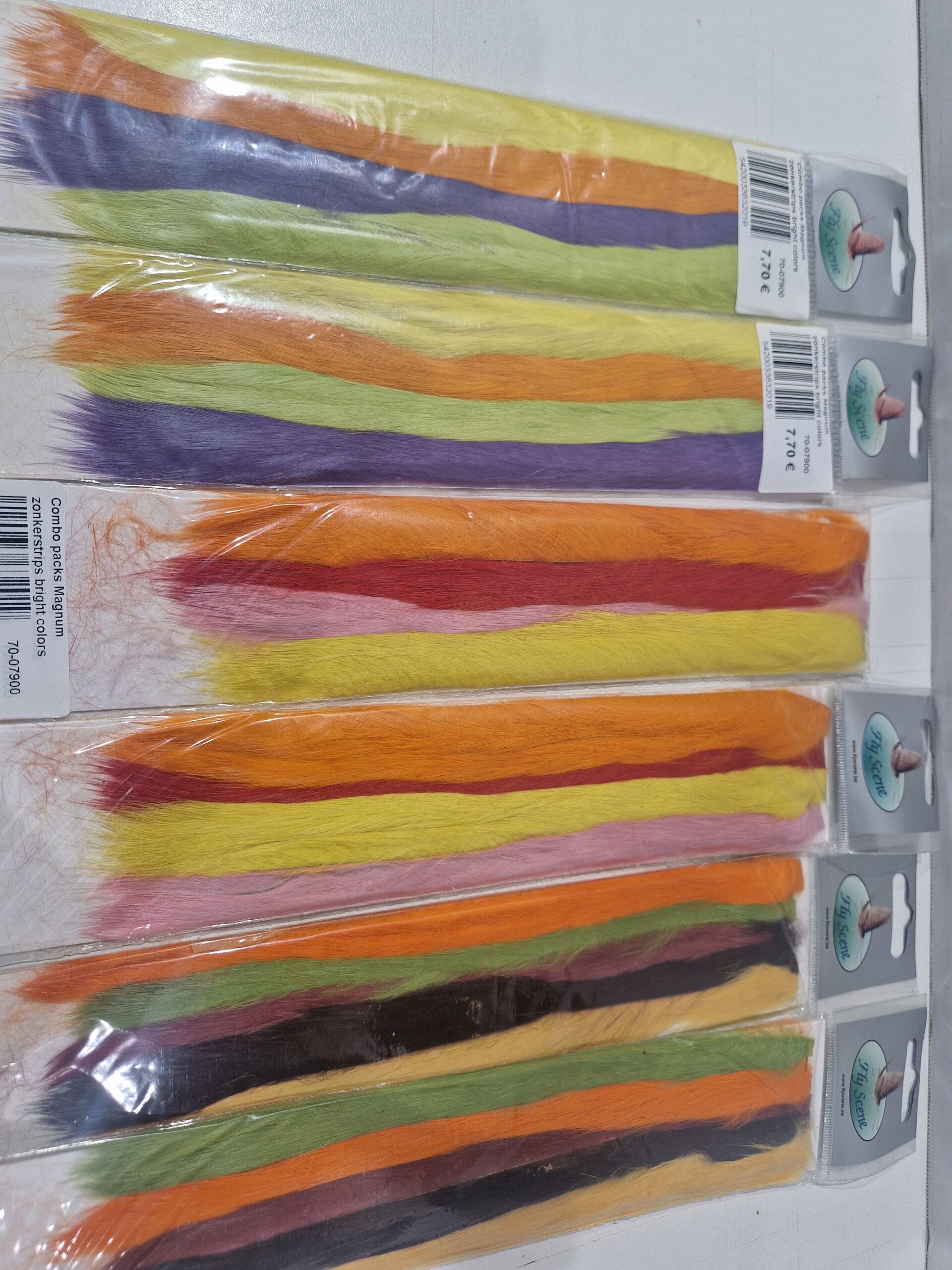 Combo Packs Magnum and 3mm  zonkerstrips in felle kleuren.
