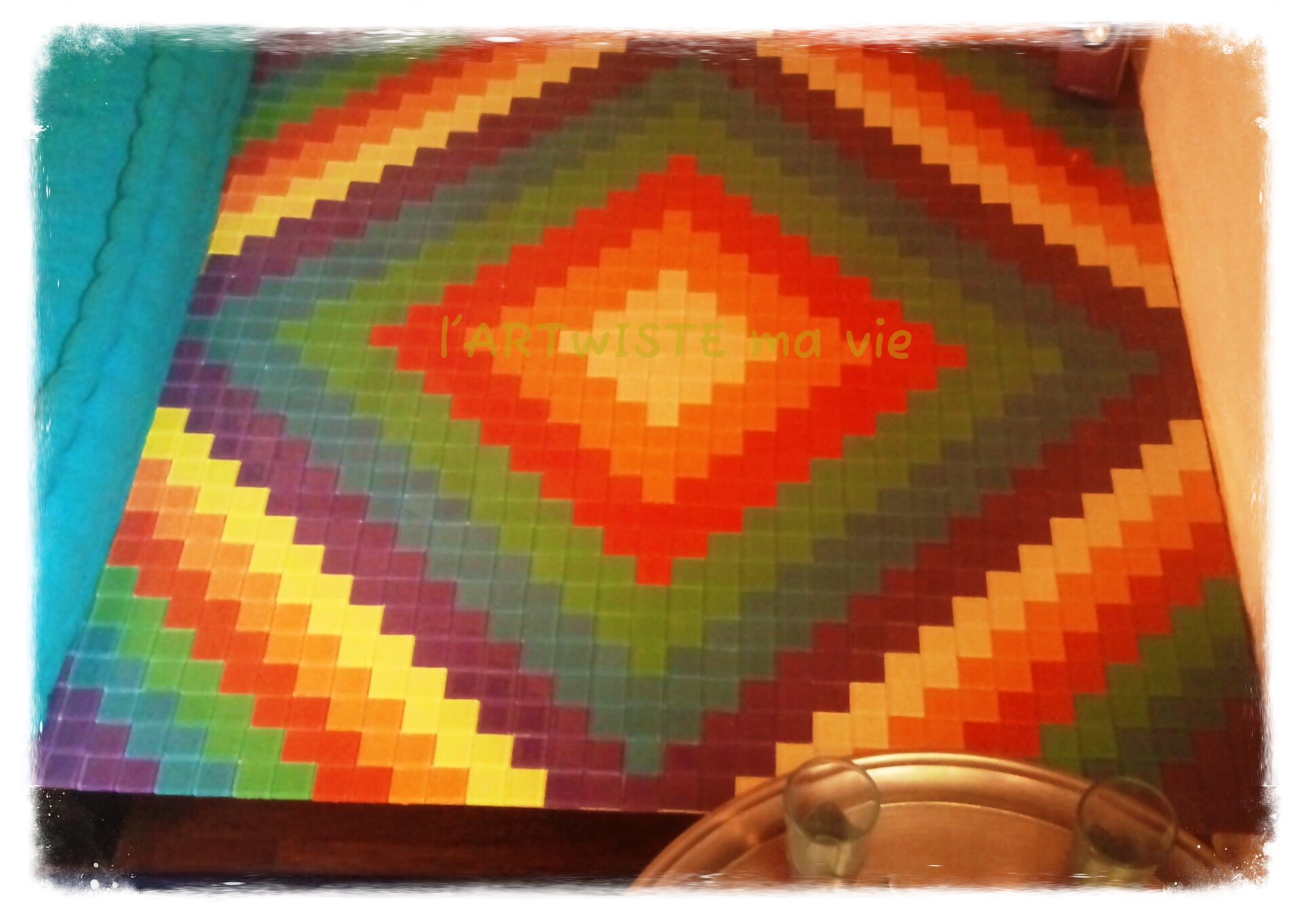 Plateau en carreaux de verre coloré