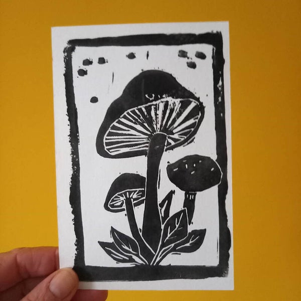 Ansichtkaart - Paddestoel in zwart