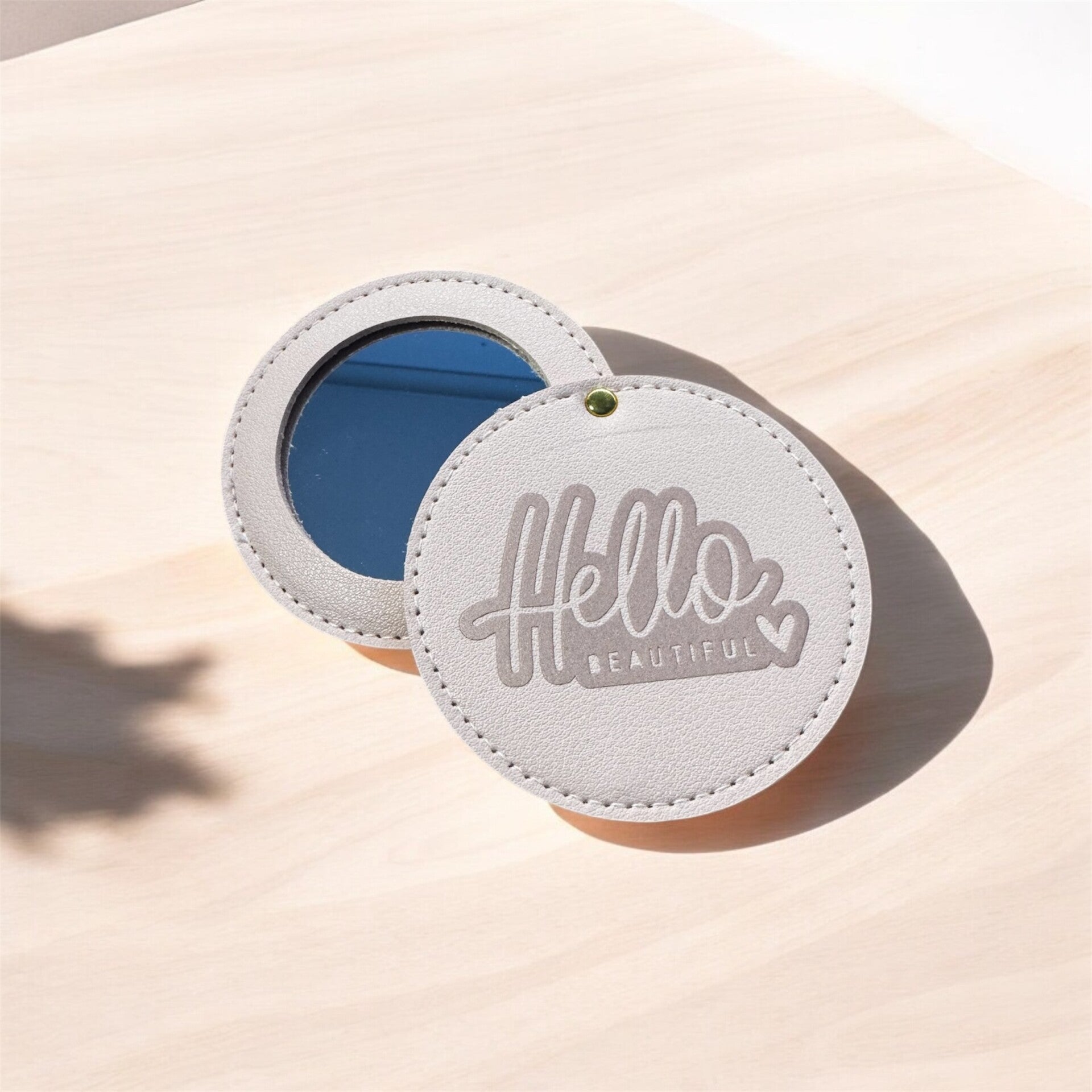 Makeup spiegeltje “hello beautiful”