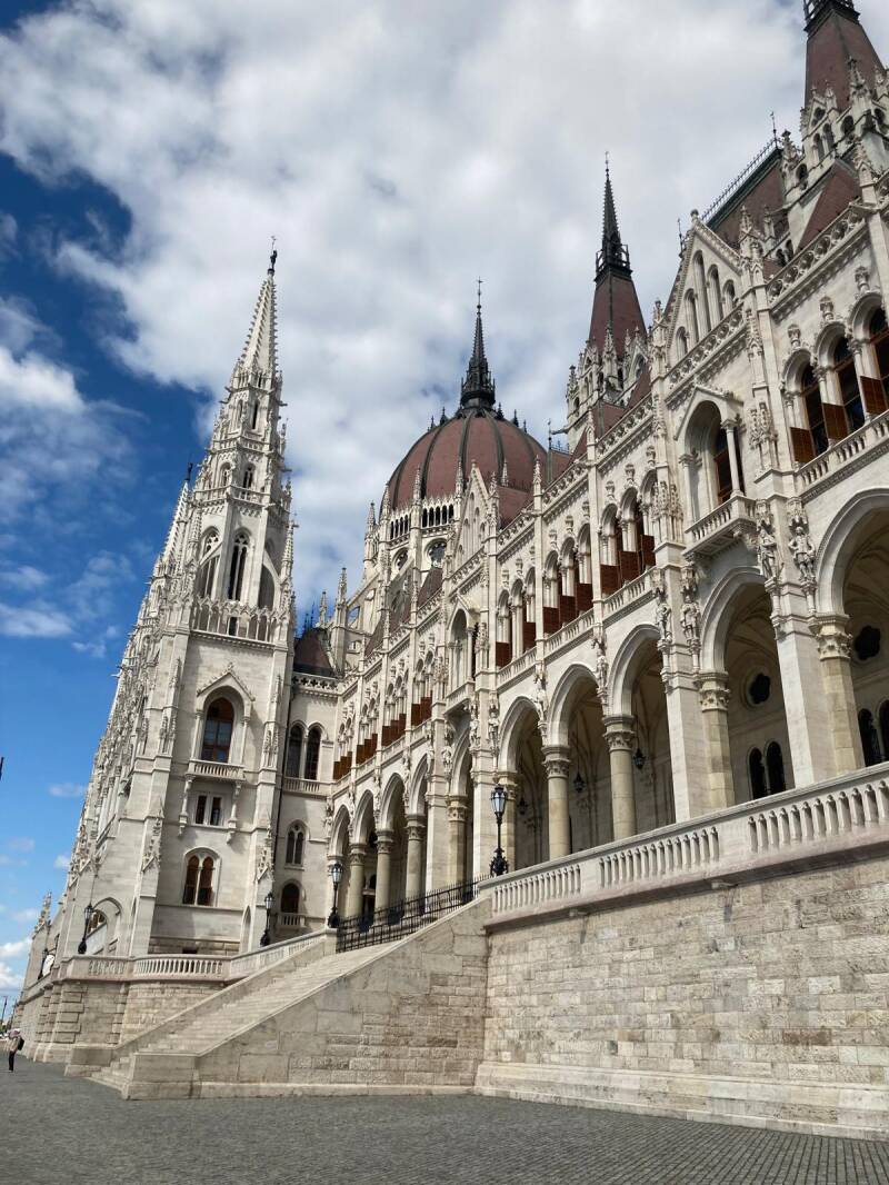 parlement-2-standard-476vc9.jpg