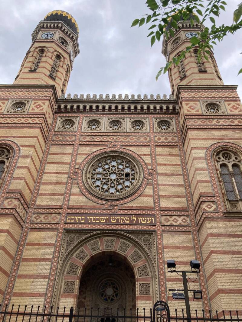 synagoge-1-standard-34gkiz.jpg