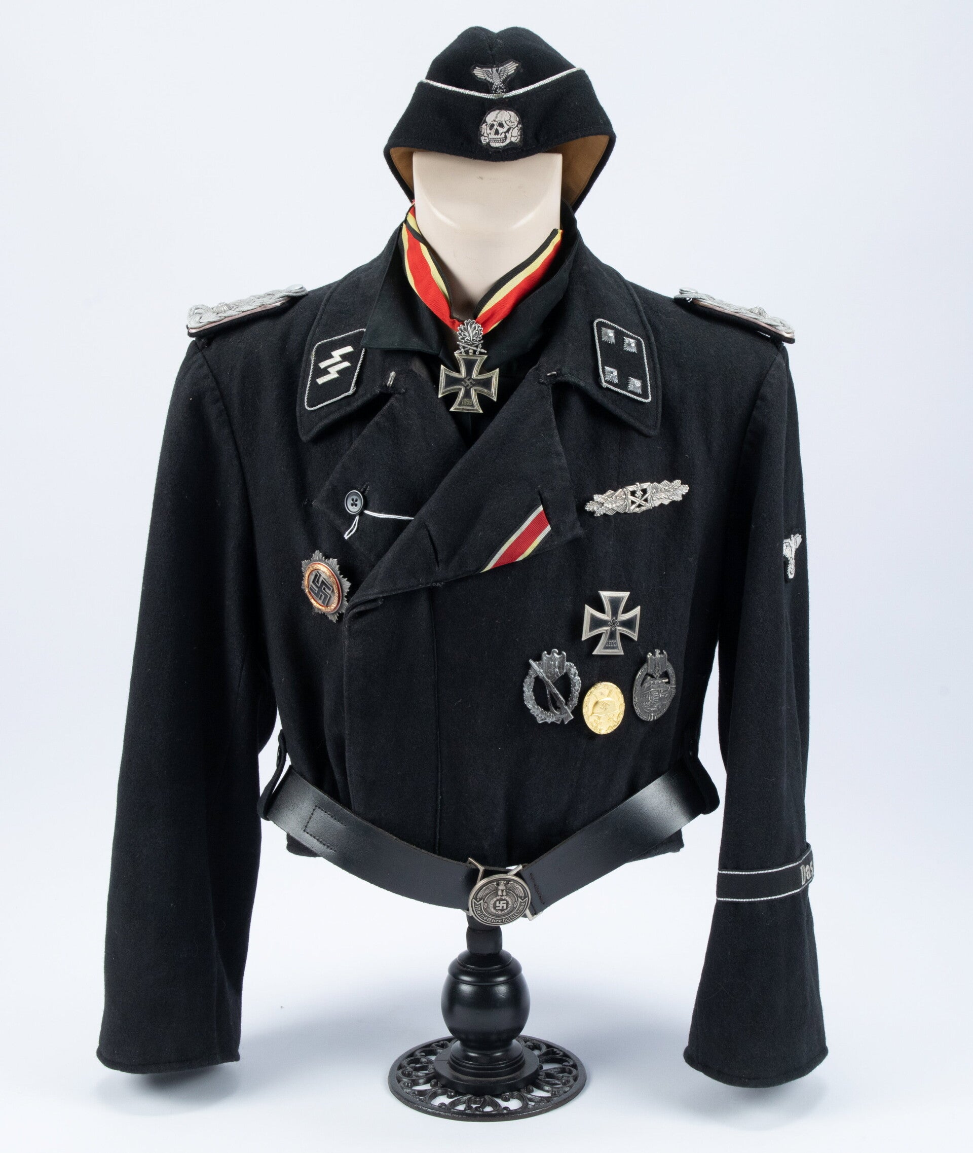 Waffen-SS pantseruniform