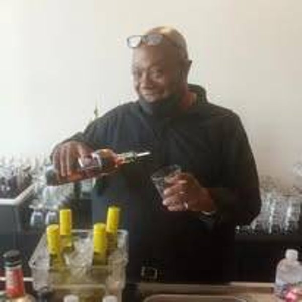 TO  HIRE  DrSanMan AS A PRIVATE BARTENDER, COMEDIAN or SPEAKER