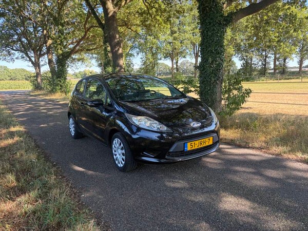 Ford Fiësta 1.25 44KW 3DR 2009 Zwart, NWE distributie, Airco